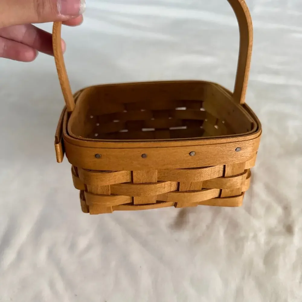 VTG Y2K 2004 Handmade Basket ~5 or 6 Inches Cottagecore